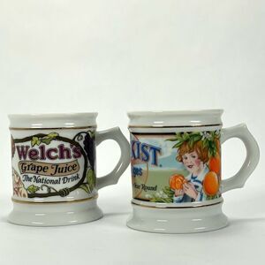 Lot of‎ Two (2x) VTG 80s Coffee Mugs - Sunkist Oranges & Welch's Grapes